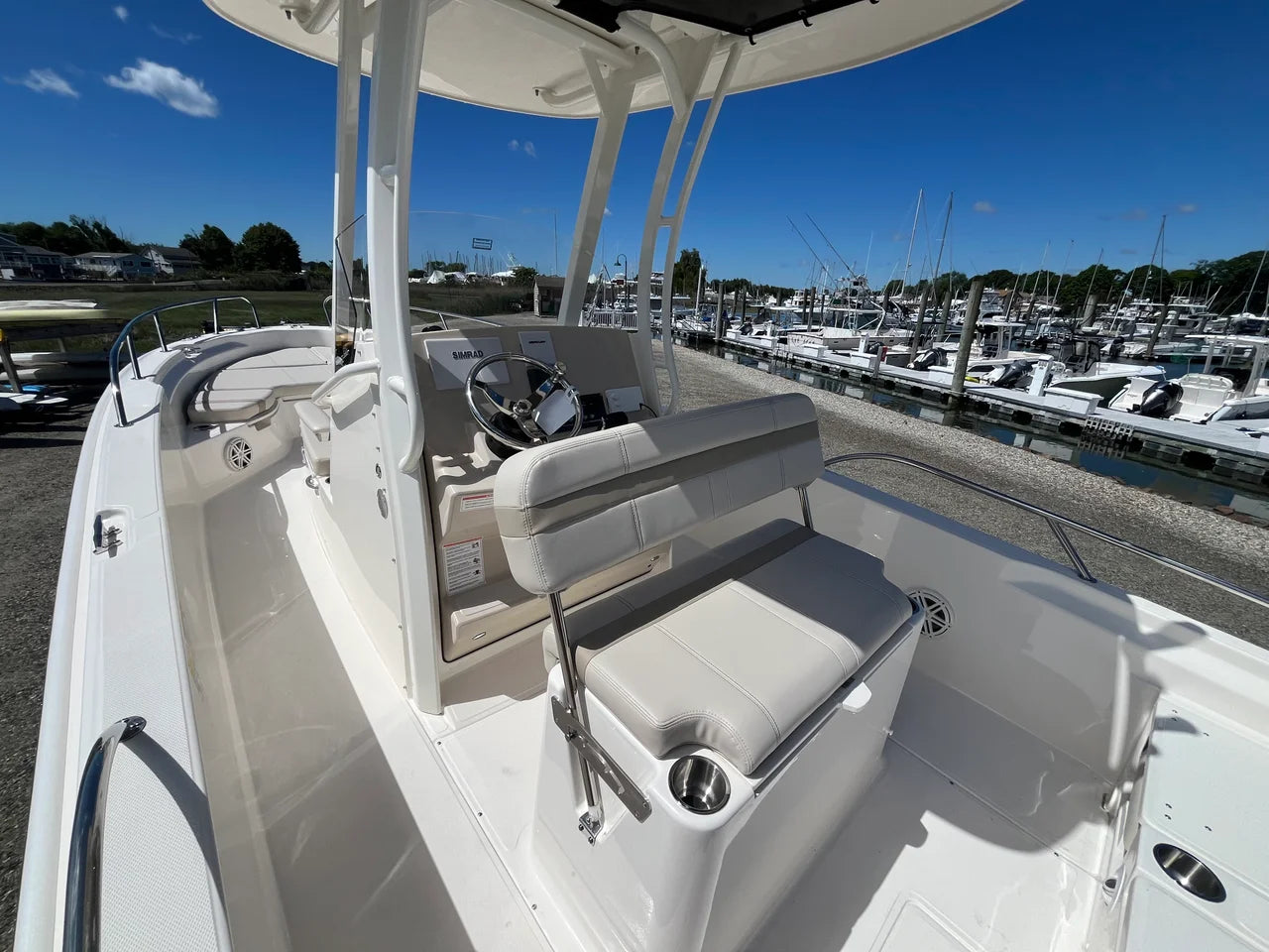 2026 Boston Whaler 250 Dauntless 25.0 feet, Clearwater, Florida #6