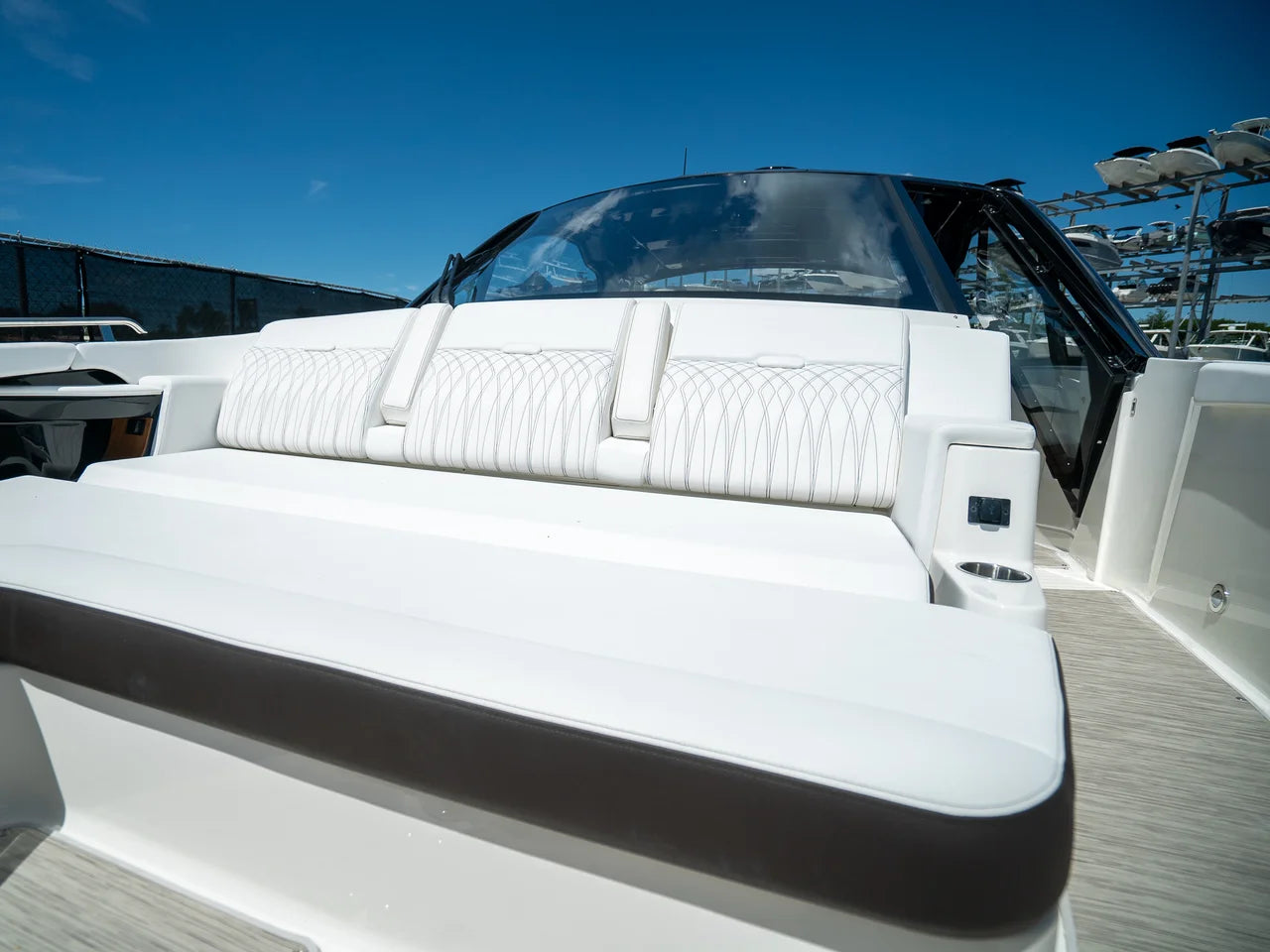 2026 Sea Ray Sundancer 370 Outboard 37.0 feet, Clearwater, Florida #28