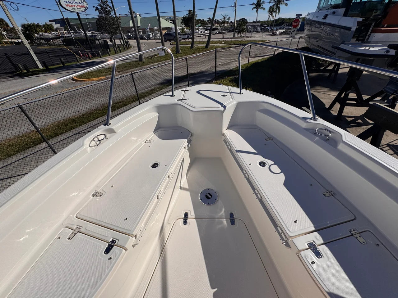 2026 Boston Whaler 280 Dauntless 28.0 feet, Clearwater, Florida #24
