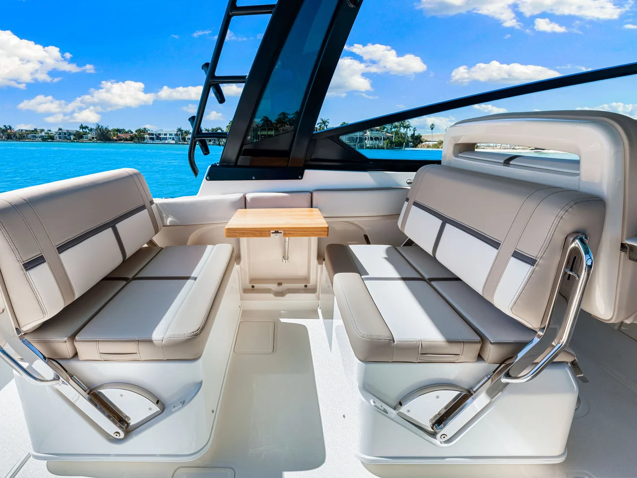 2026 Boston Whaler 330 Vantage 33.0 feet, Clearwater, Florida #34