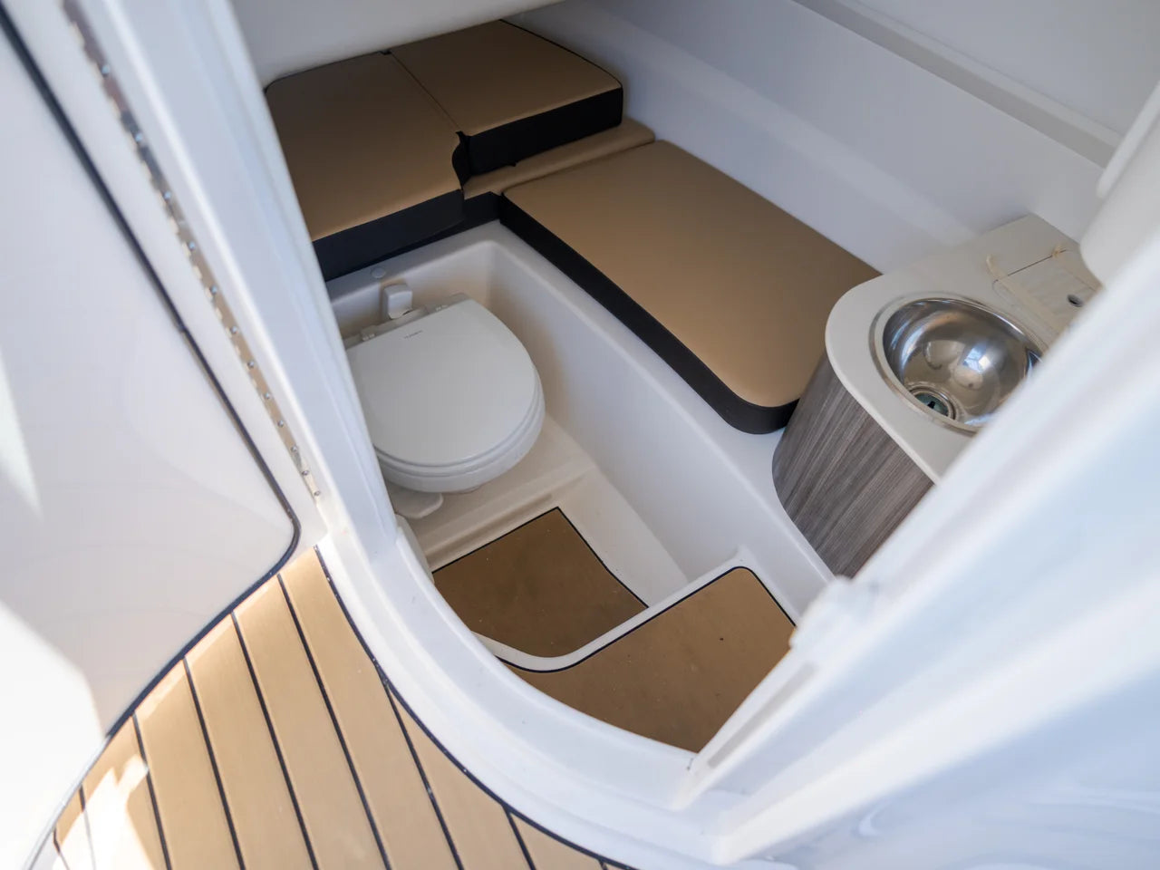 2026 Sea Ray SDX 250 Outboard 25.0 feet, Clearwater, Florida #18