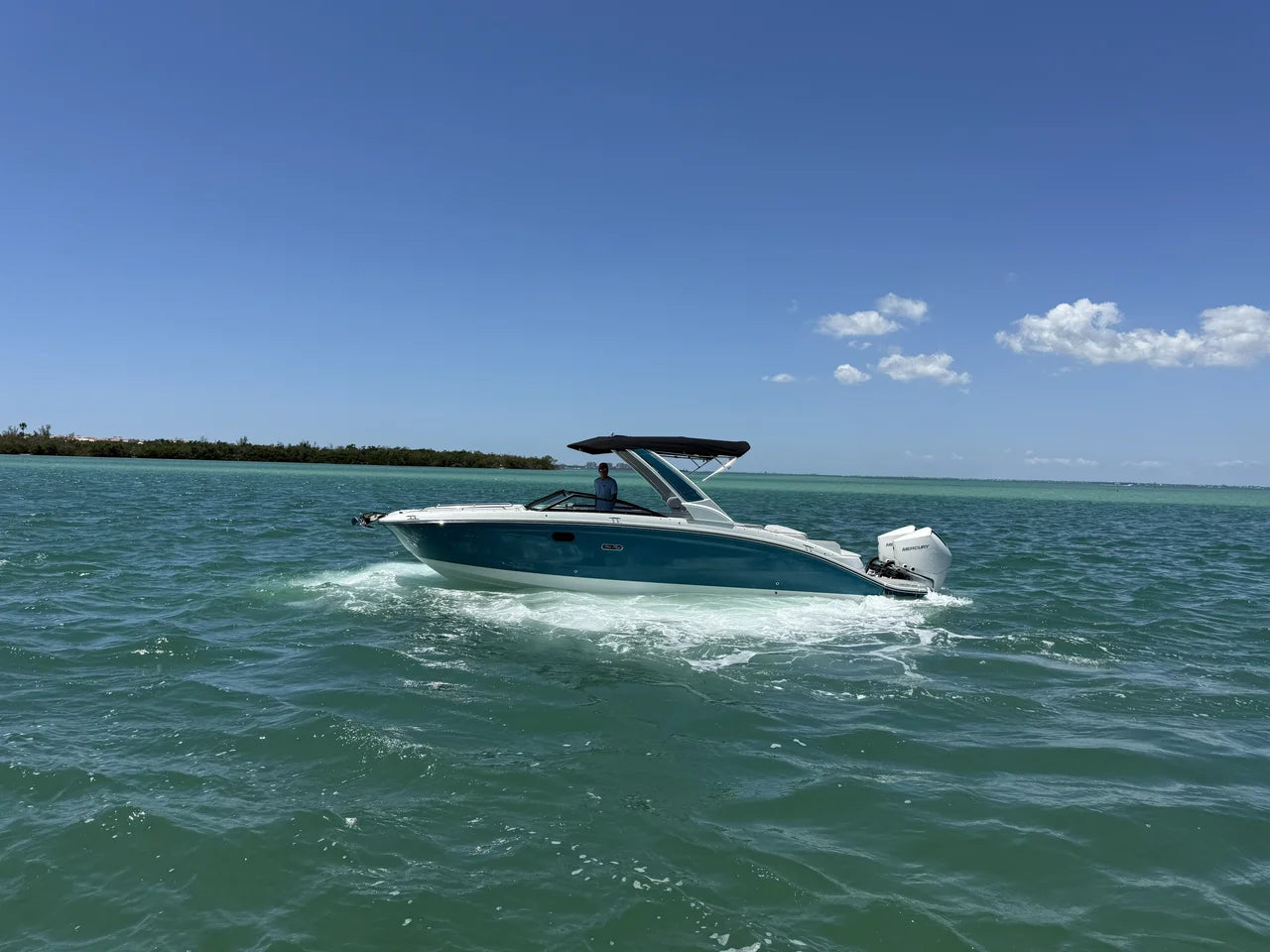 2026 Sea Ray SDX 290 Outboard 29.0 feet, Clearwater, Florida #1