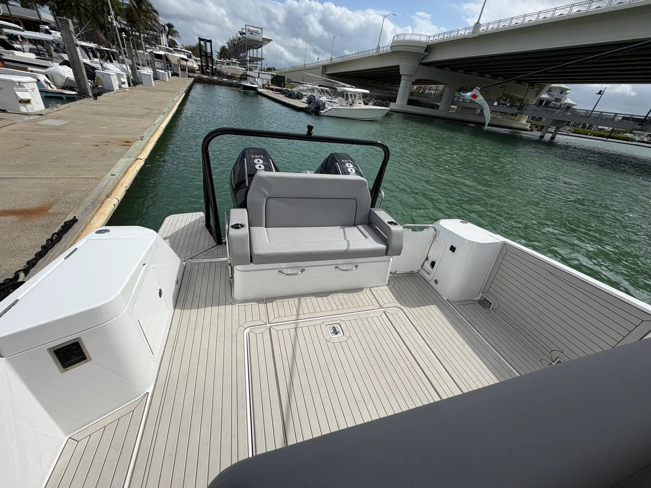 2026 Cruisers Yachts 38 VTR 38.0 feet, Clearwater, Florida #9