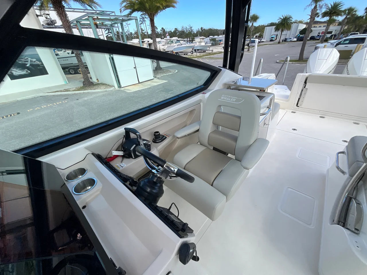 2026 Boston Whaler 280 Vantage 28.0 feet, Clearwater, Florida #17