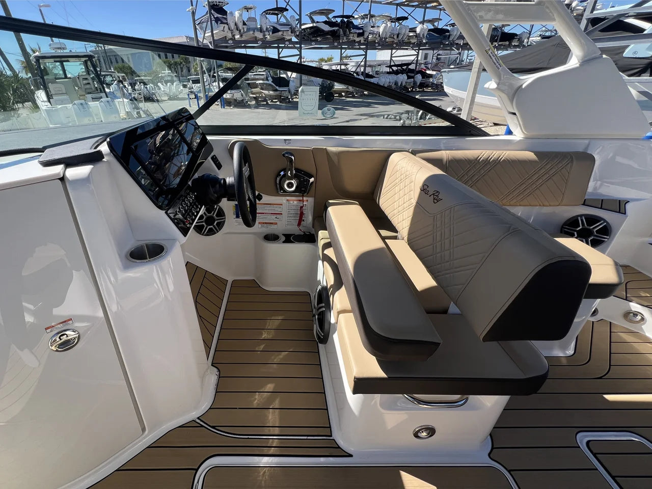 2026 Sea Ray SDX 250 Outboard 25.0 feet, Clearwater, Florida #16