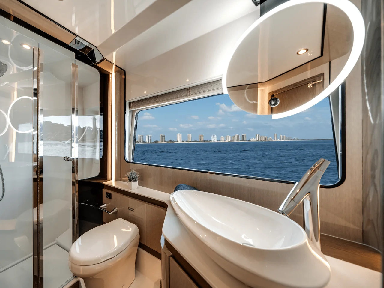 2026 Cruisers Yachts 57 FLY 57.0 feet, Clearwater, Florida #30