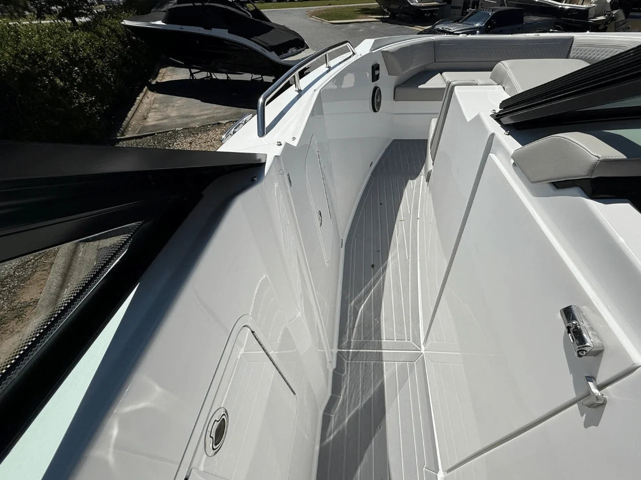2026 Cruisers Yachts 38 GLS 37.0 feet, Clearwater, Florida #39