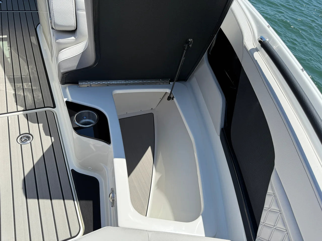 2026 Sea Ray SLX 280 Outboard 28.0 feet, Clearwater, Florida #24