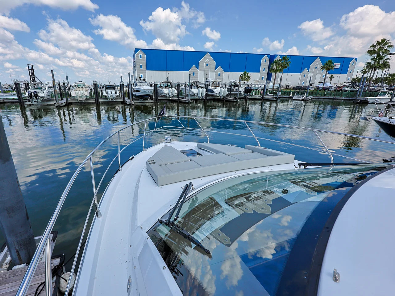 2026 Cruisers Yachts 42 Cantius 42.0 feet, Clearwater, Florida #36
