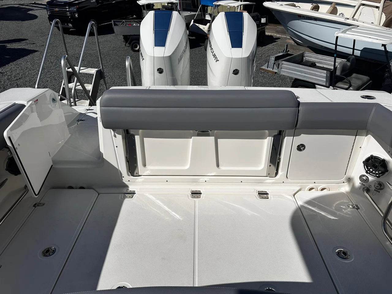 2026 Boston Whaler 330 Outrage 33.0 feet, Clearwater, Florida #30