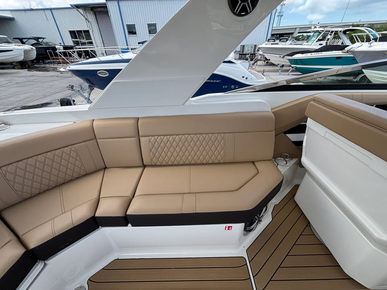 2026 Sea Ray SLX 310 Outboard 31.0 feet, Clearwater, Florida #11