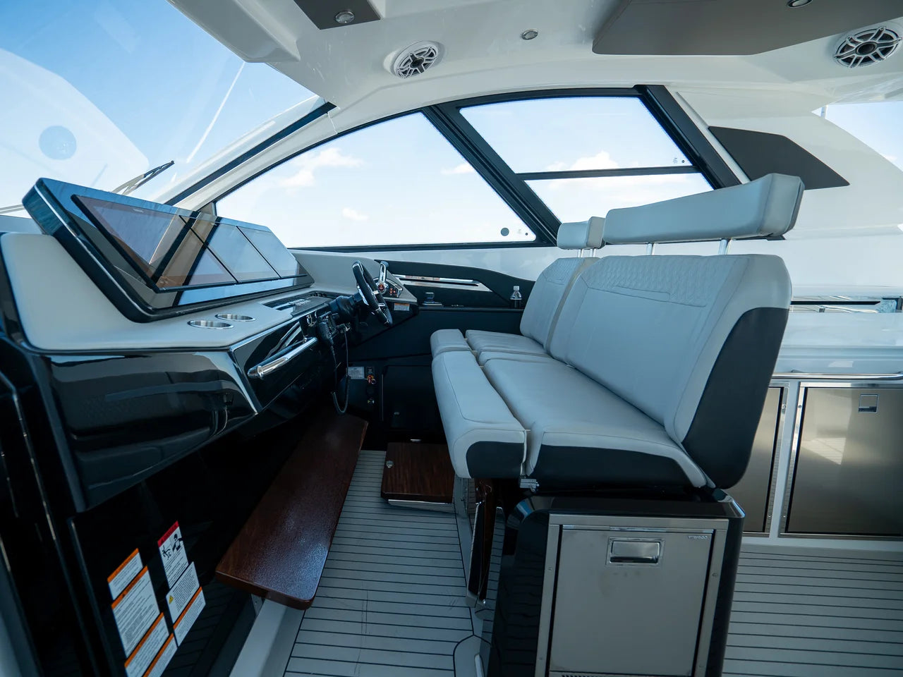 2026 Cruisers Yachts 50GLS OB 50.0 feet, Clearwater, Florida #18