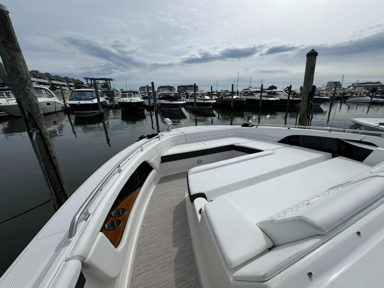 2026 Sea Ray Sundancer 370 Outboard 37.0 feet, Clearwater, Florida #61