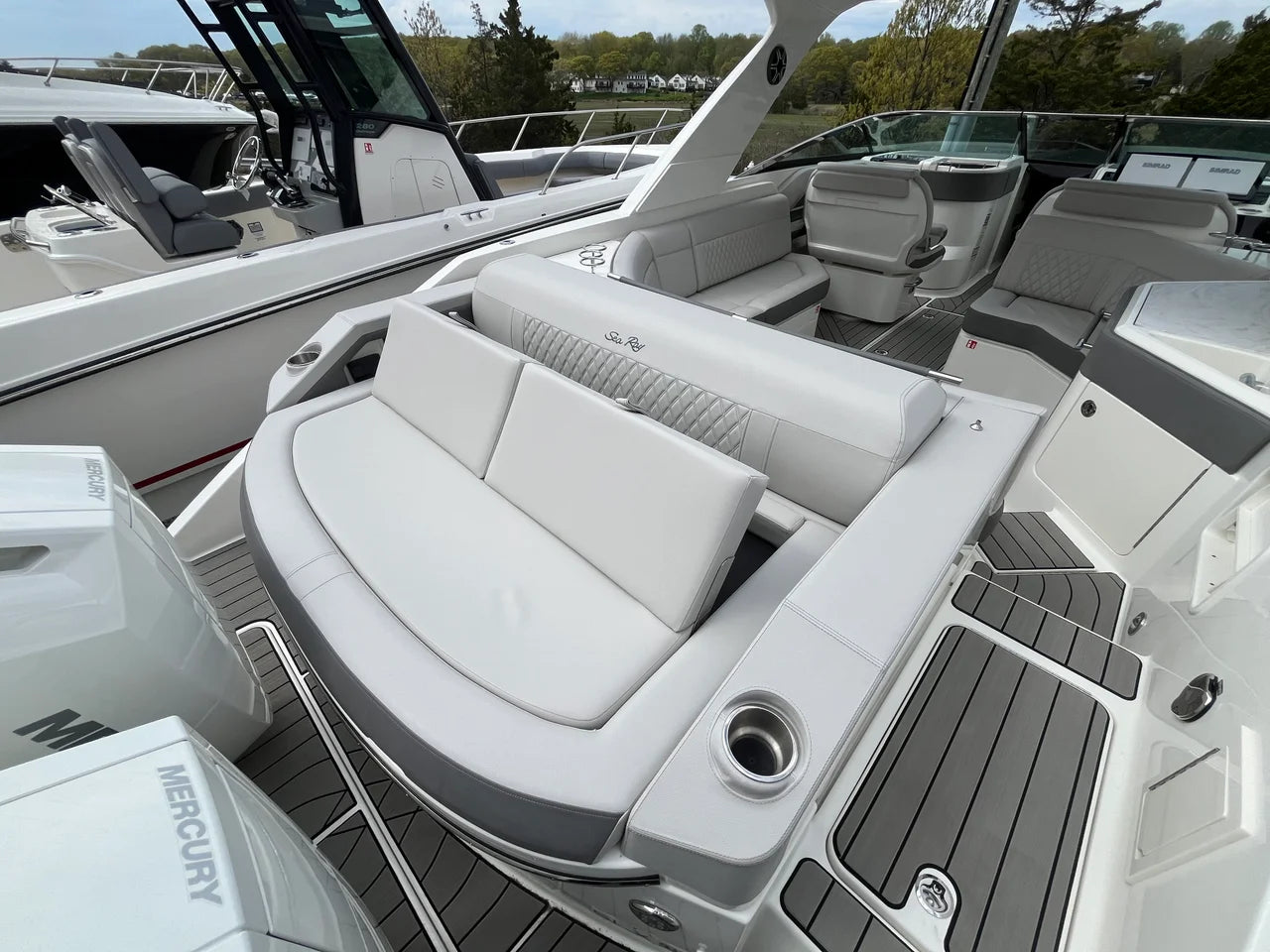 2026 Sea Ray SLX 310 Outboard 31.0 feet, Clearwater, Florida #4