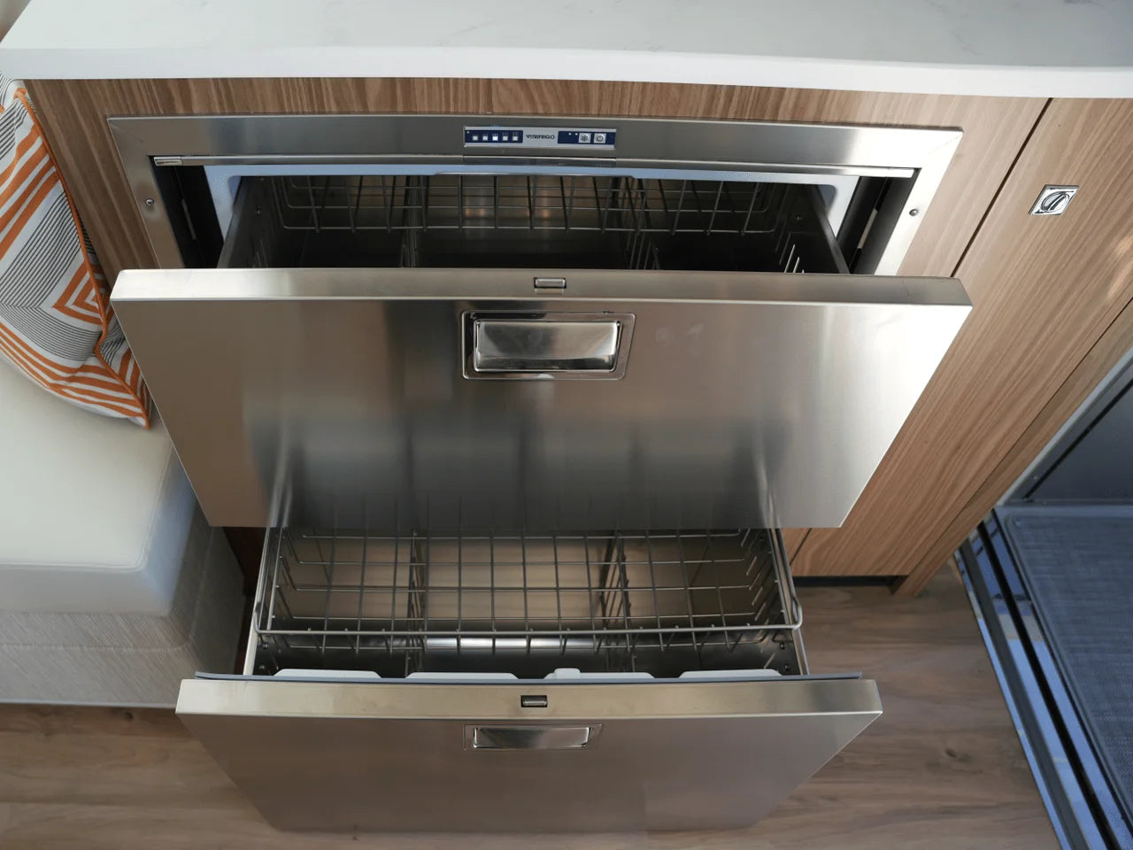 2025 Cruisers Yachts 46 Cantius 46.0 feet, Clearwater, Florida #28