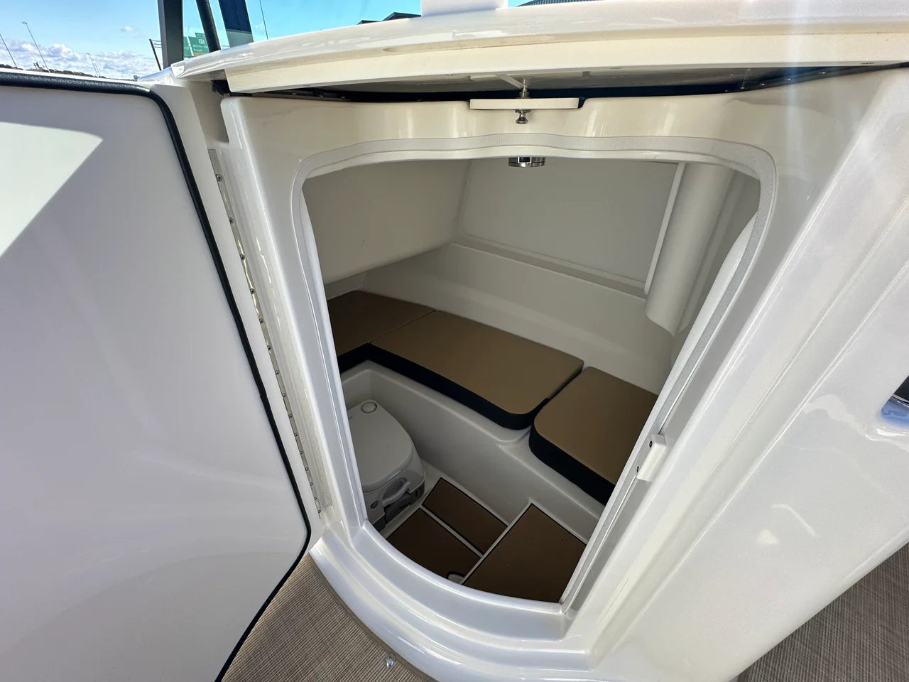 2026 Sea Ray SDX 230 Surf 23.0 feet, Clearwater, Florida #23