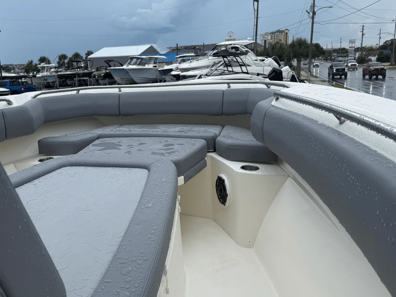 2026 Boston Whaler 280 Outrage 28.0 feet, Clearwater, Florida #61