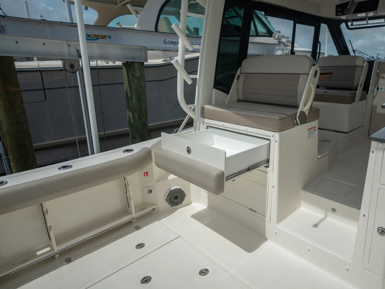 2026 Boston Whaler 365 Conquest 36.0 feet, Clearwater, Florida #39