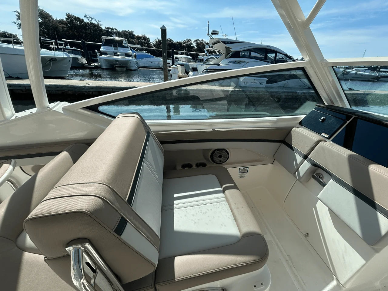 2026 Boston Whaler 280 Vantage 28.0 feet, Clearwater, Florida #22