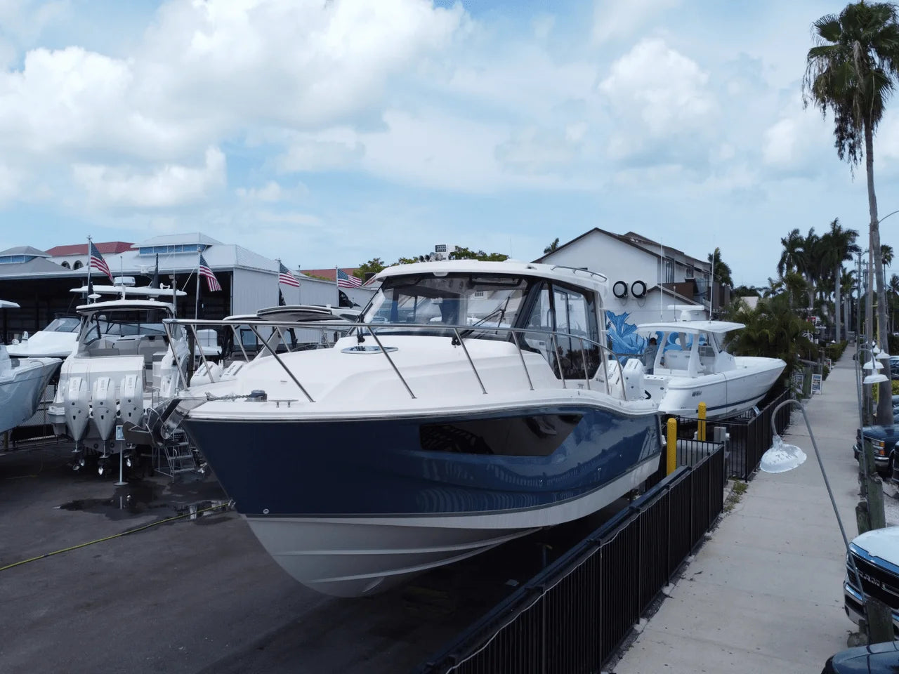 2025 Boston Whaler 365 Conquest 36.0 feet, Clearwater, Florida #11