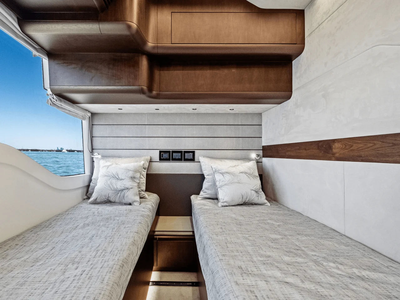 2025 Galeon 560 FLY 56.0 feet, Clearwater, Florida #56