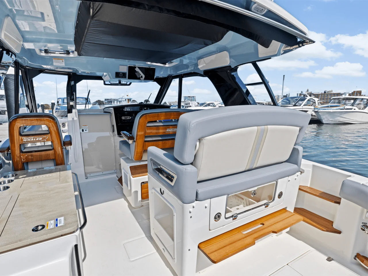 2025 Boston Whaler 380 Realm 38.0 feet, Clearwater, Florida #18