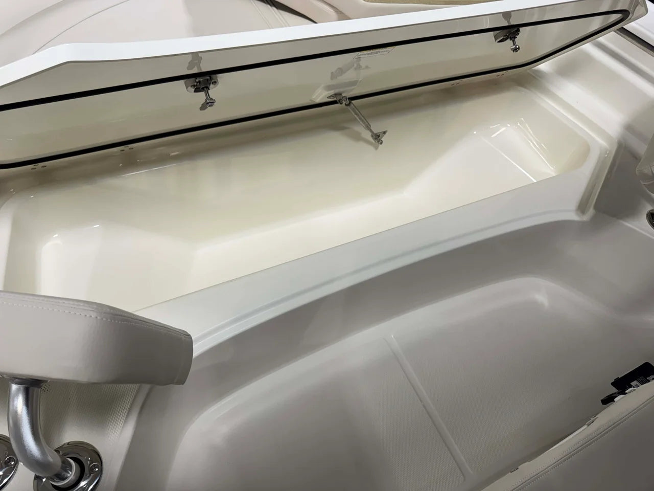 2026 Boston Whaler 210 Montauk 21.0 feet, Clearwater, Florida #46