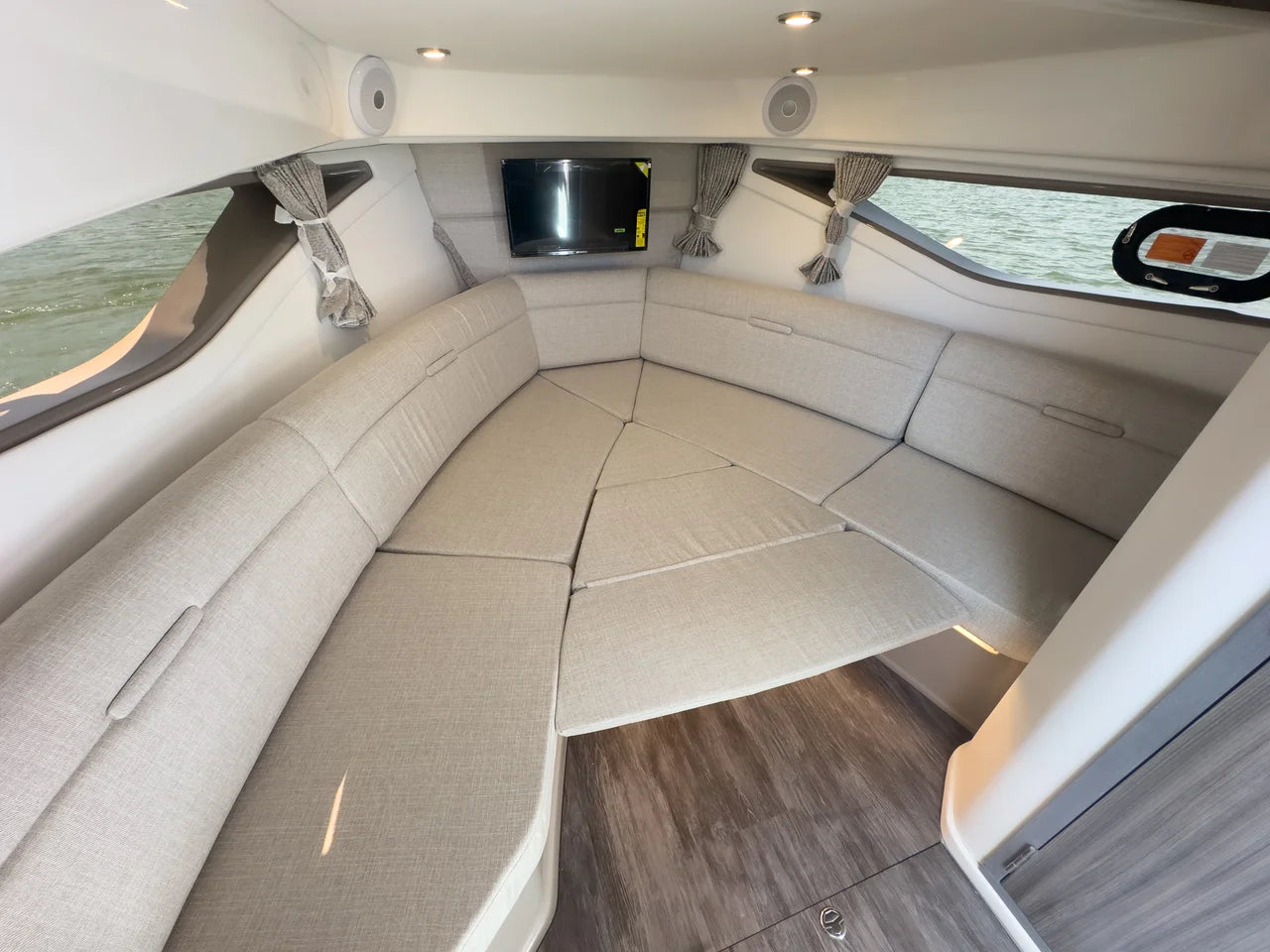 2026 Sea Ray Sundancer 320 32.0 feet, Clearwater, Florida #12