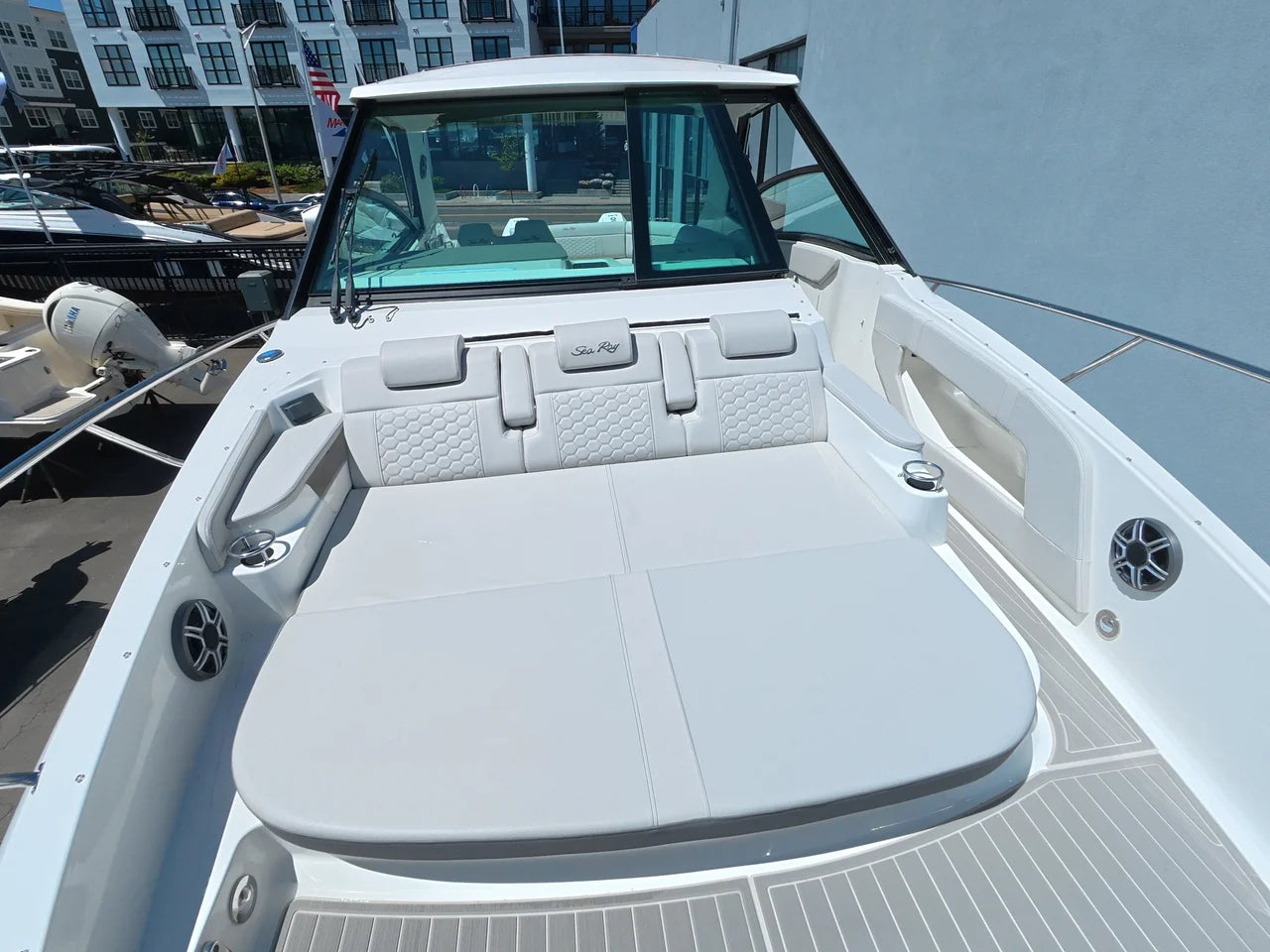 2026 Sea Ray Sundancer 320 Outboard 32.0 feet, Clearwater, Florida #34