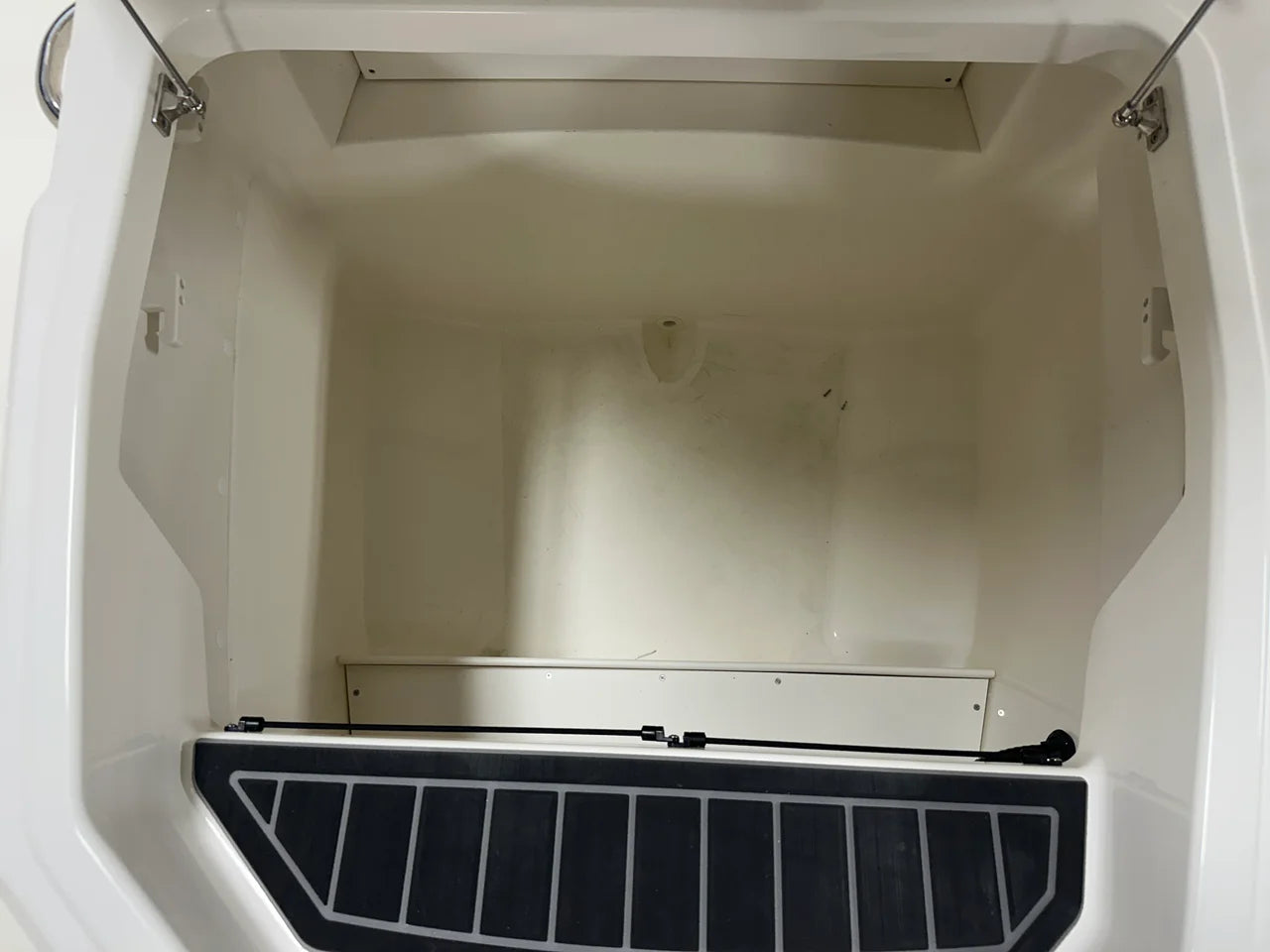 2026 Boston Whaler 280 Dauntless 28.0 feet, Clearwater, Florida #87
