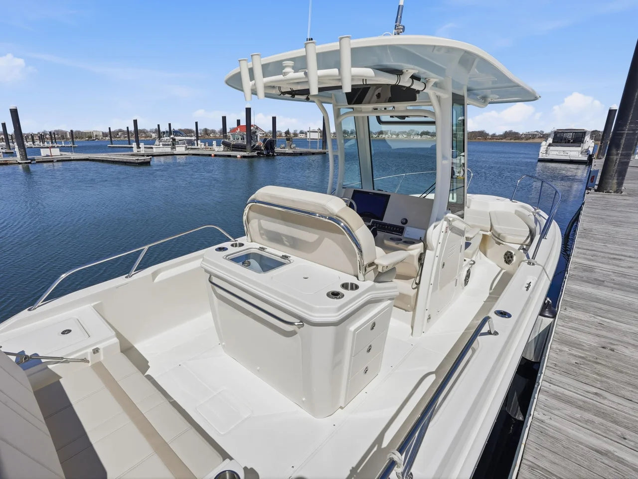 2026 Boston Whaler 280 Dauntless 28.0 feet, Clearwater, Florida #7