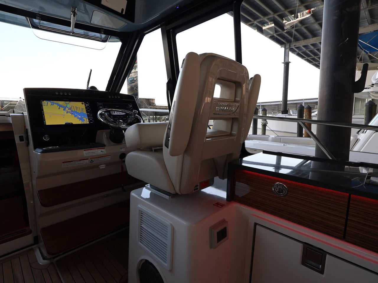 2026 Boston Whaler 405 Conquest 40.0 feet, Clearwater, Florida #51
