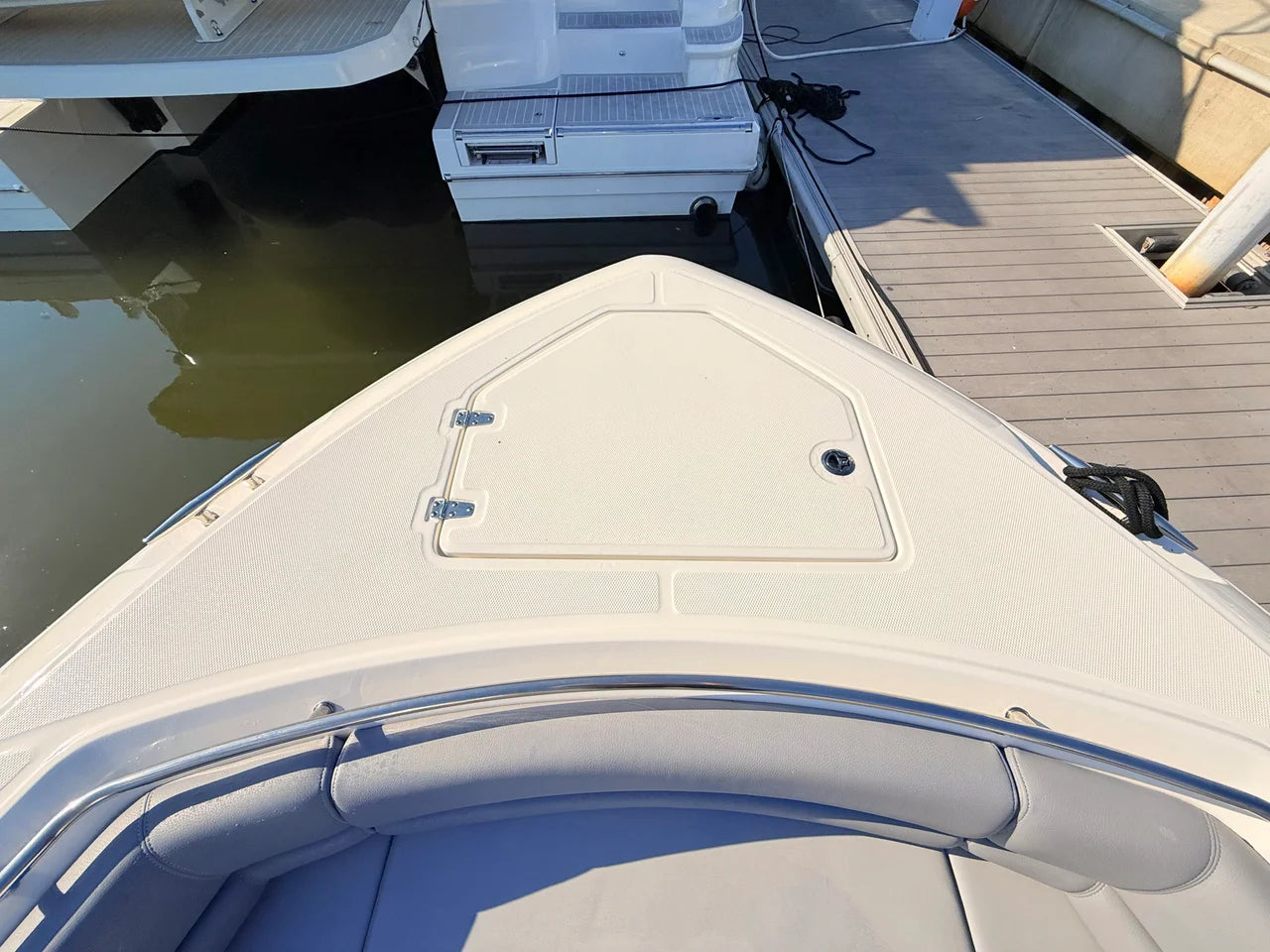 2026 Boston Whaler 330 Outrage 33.0 feet, Clearwater, Florida #24