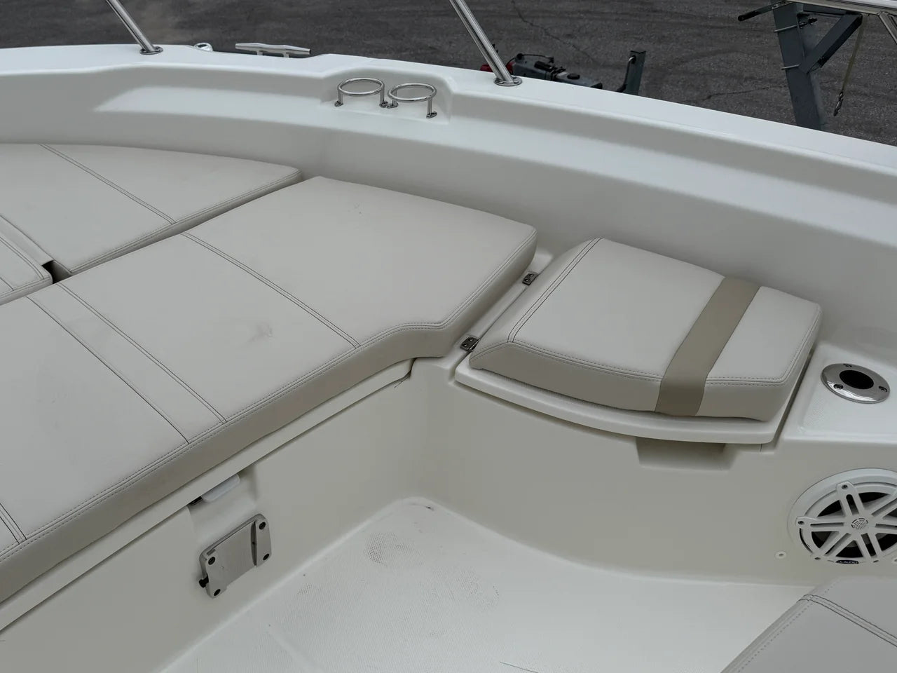 2026 Boston Whaler 250 Dauntless 25.0 feet, Clearwater, Florida #37