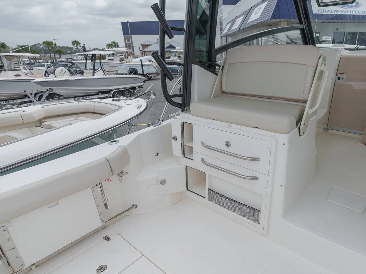 2026 Boston Whaler 325 Conquest 32.0 feet, Clearwater, Florida #55