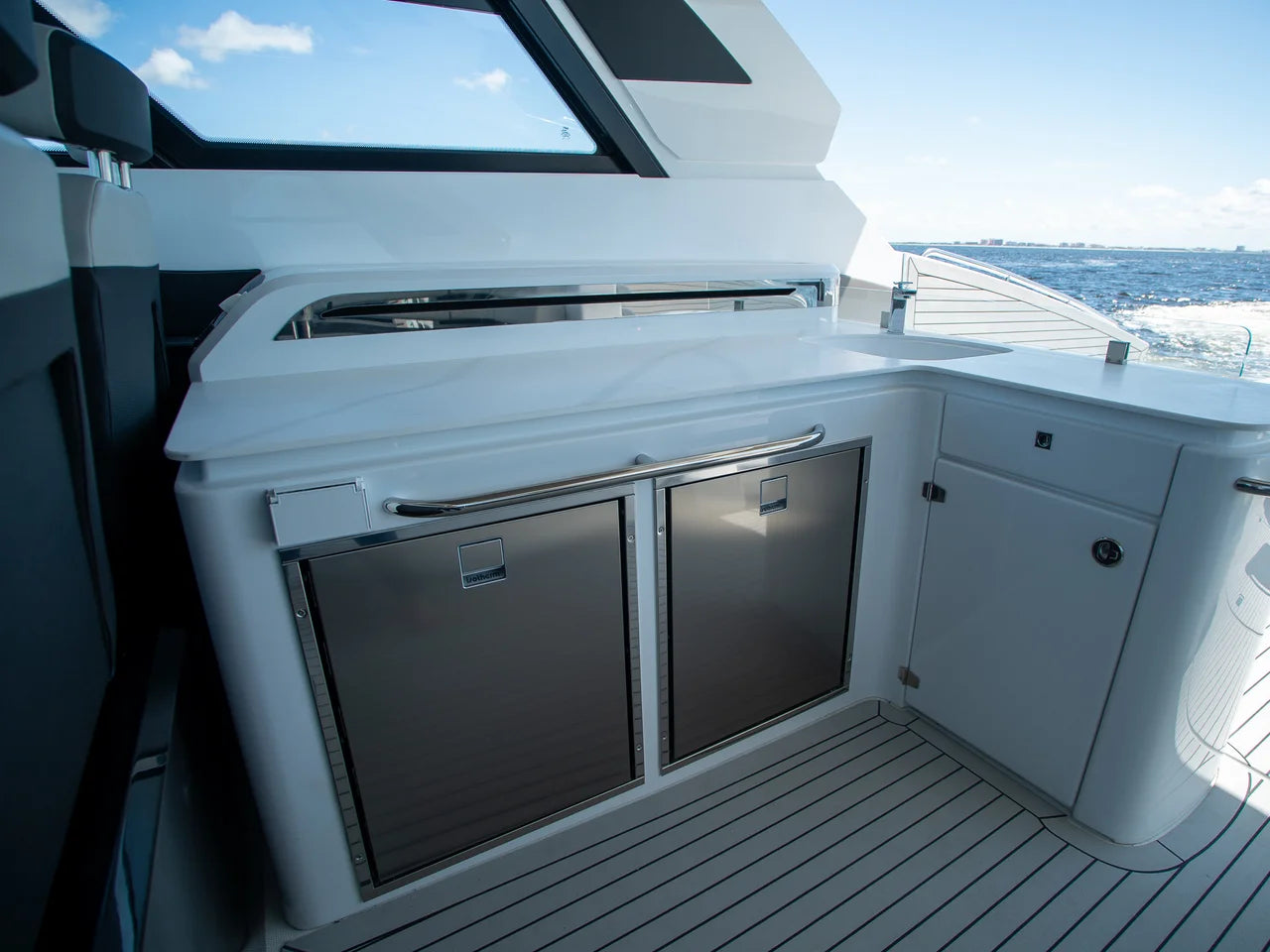 2026 Cruisers Yachts 50GLS OB 50.0 feet, Clearwater, Florida #16