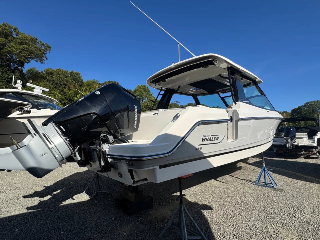 2026 Boston Whaler 330 Vantage 33.0 feet, Clearwater, Florida #2