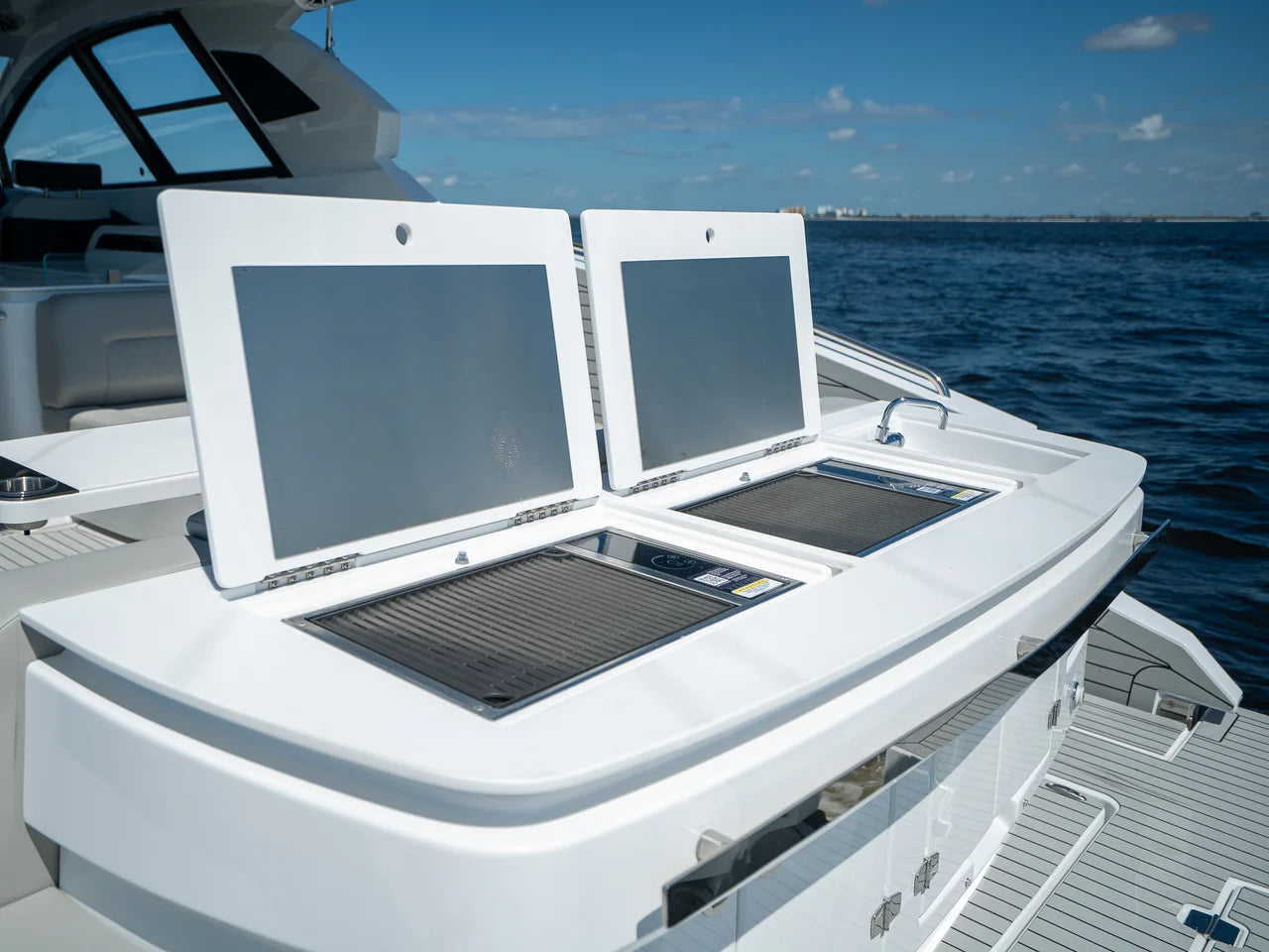 2026 Cruisers Yachts 50GLS OB 50.0 feet, Clearwater, Florida #9