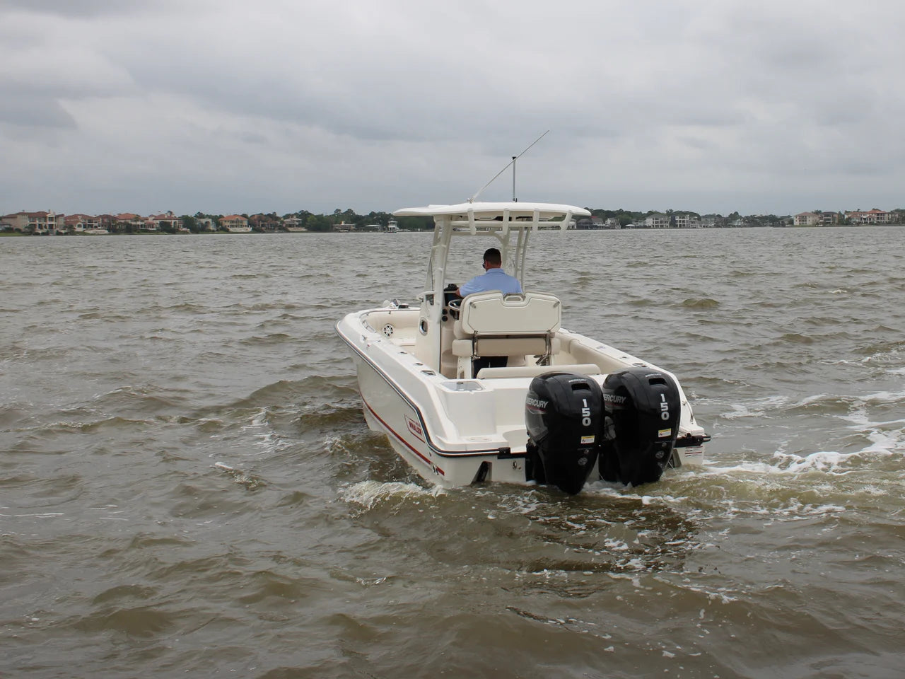 2026 Boston Whaler 230 Outrage 23.0 feet, Clearwater, Florida #11