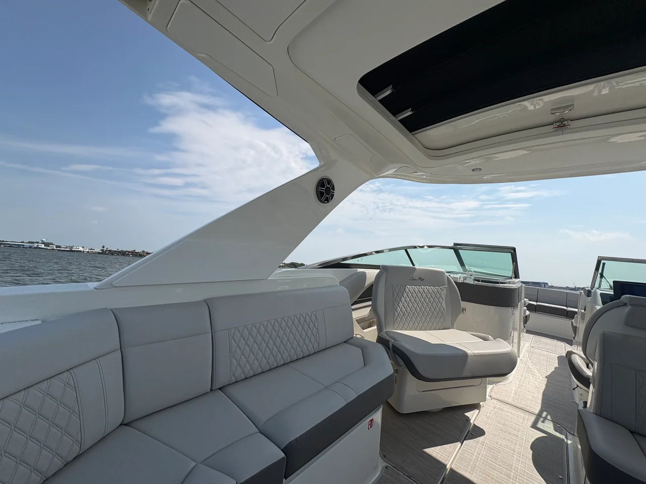 2026 Sea Ray SLX 310 Outboard 31.0 feet, Clearwater, Florida #22