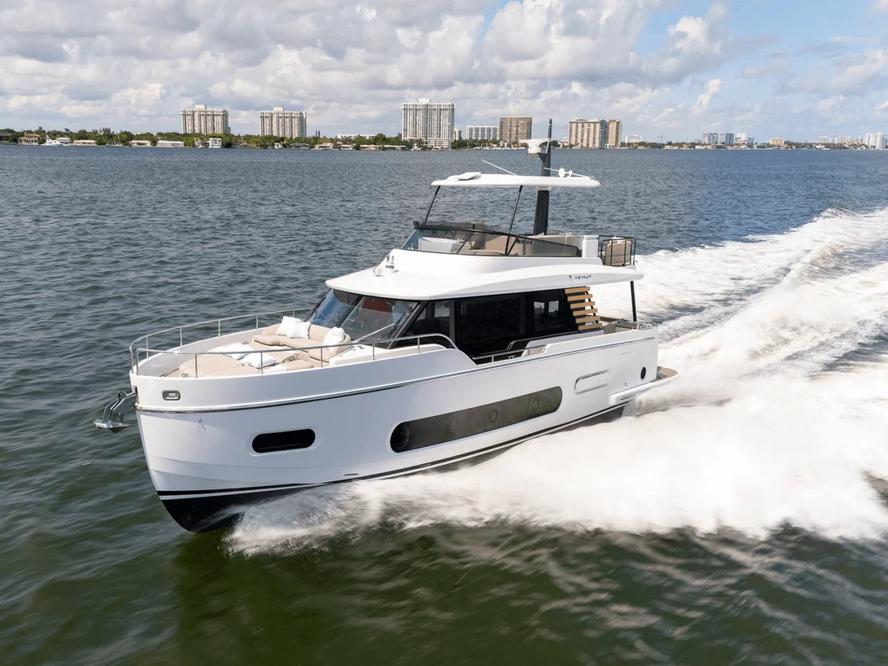 2025 Azimut Magellano 60 60.0 feet, Clearwater, Florida #1