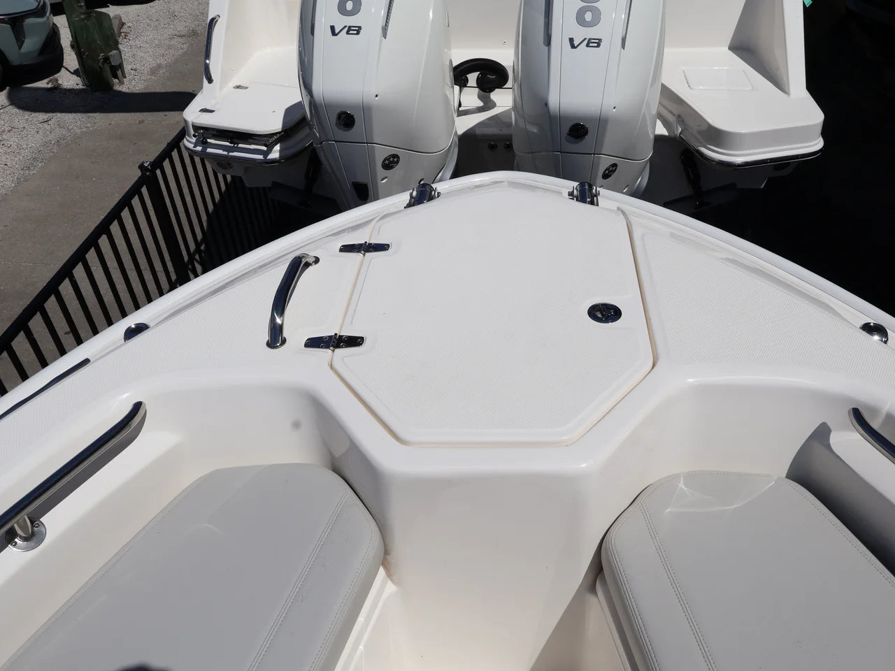 2026 Boston Whaler 280 Dauntless 28.0 feet, Clearwater, Florida #32