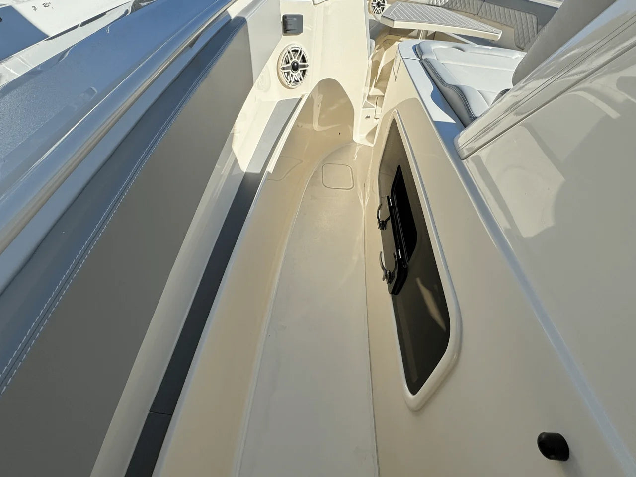 2025 Scout 357 LXF 35.0 feet, Clearwater, Florida #51