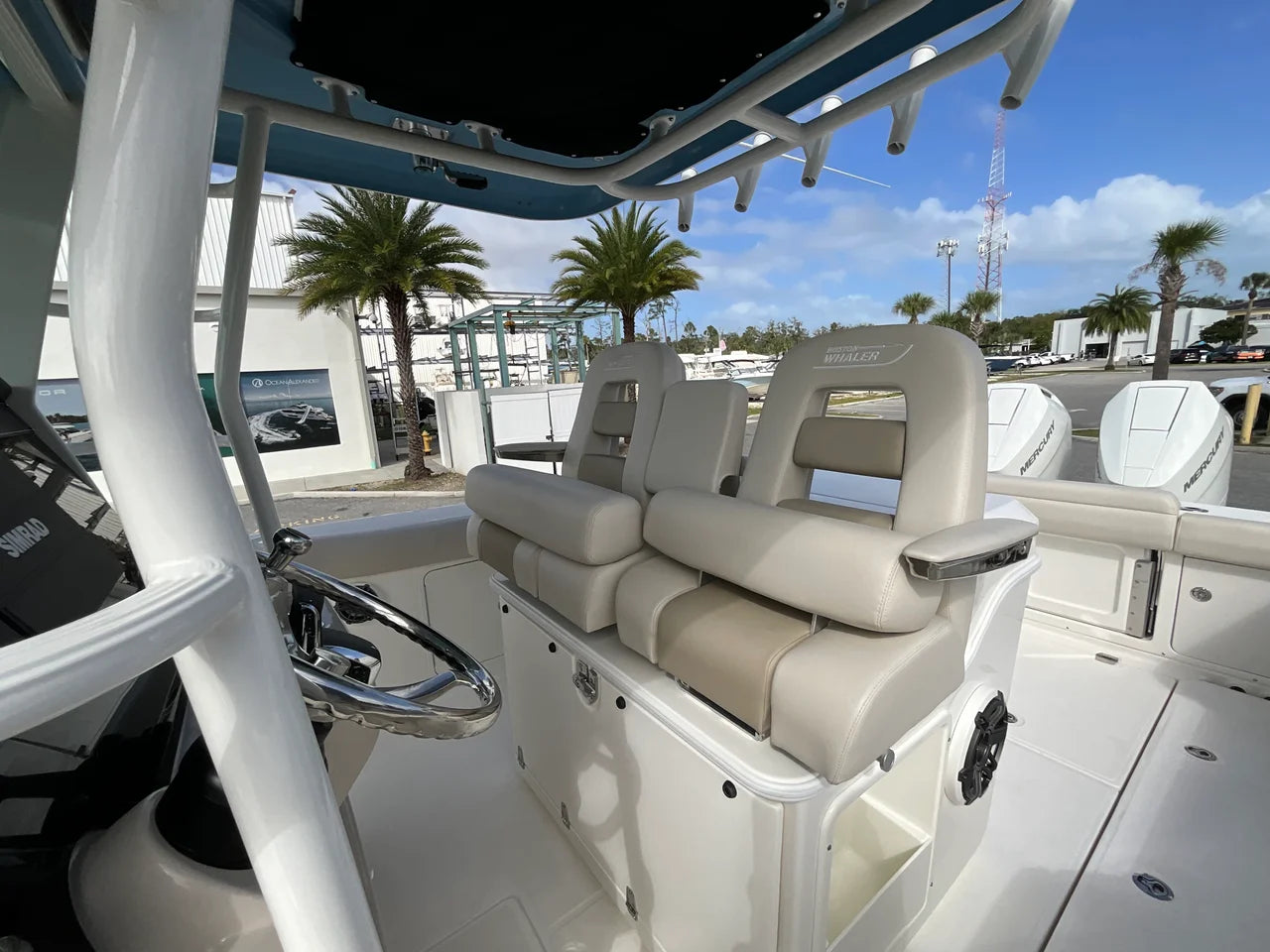 2026 Boston Whaler 330 Outrage 33.0 feet, Clearwater, Florida #7