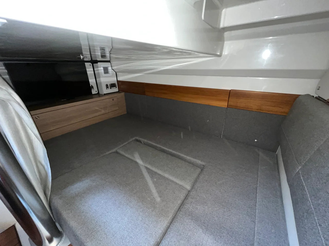 2026 Boston Whaler 365 Conquest 36.0 feet, Clearwater, Florida #51