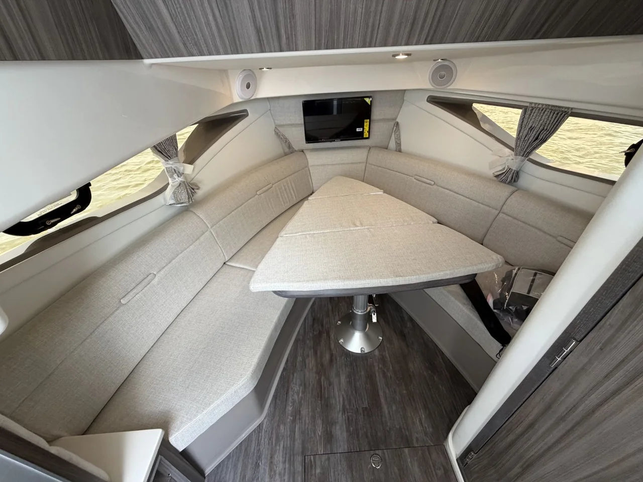 2026 Sea Ray Sundancer 320 Outboard 32.0 feet, Clearwater, Florida #59