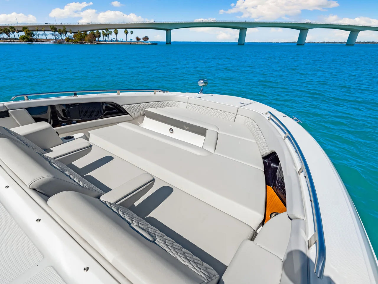 2026 Sea Ray Sundancer 370 Outboard 37.0 feet, Clearwater, Florida #53