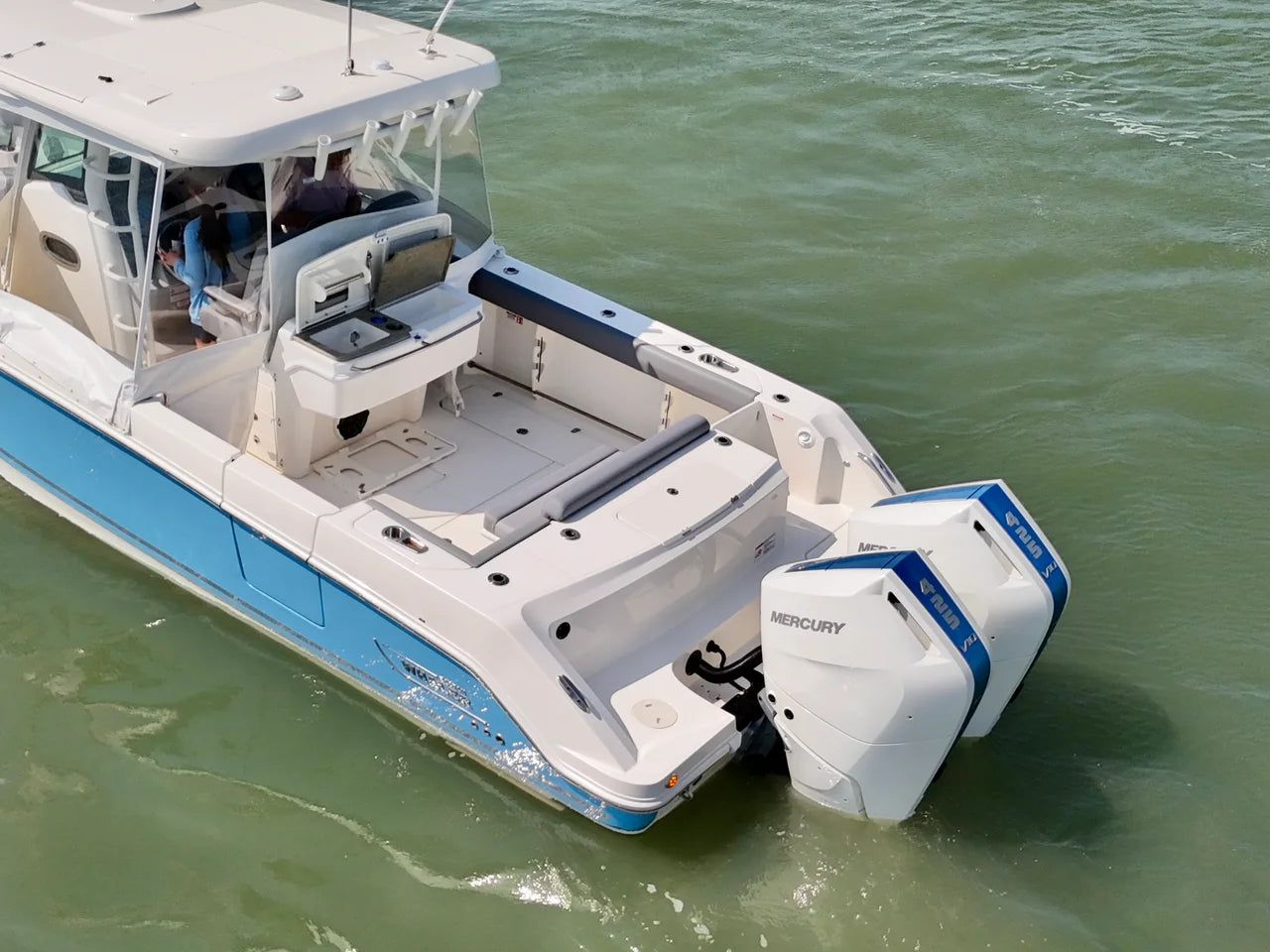2026 Boston Whaler 330 Outrage 33.0 feet, Clearwater, Florida #16