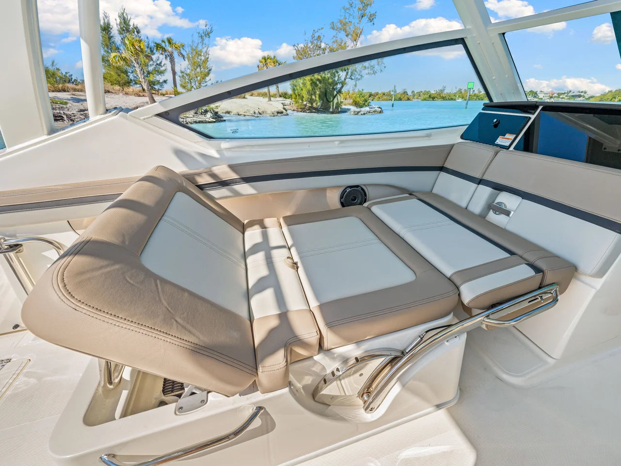 2026 Boston Whaler 280 Vantage 28.0 feet, Clearwater, Florida #69