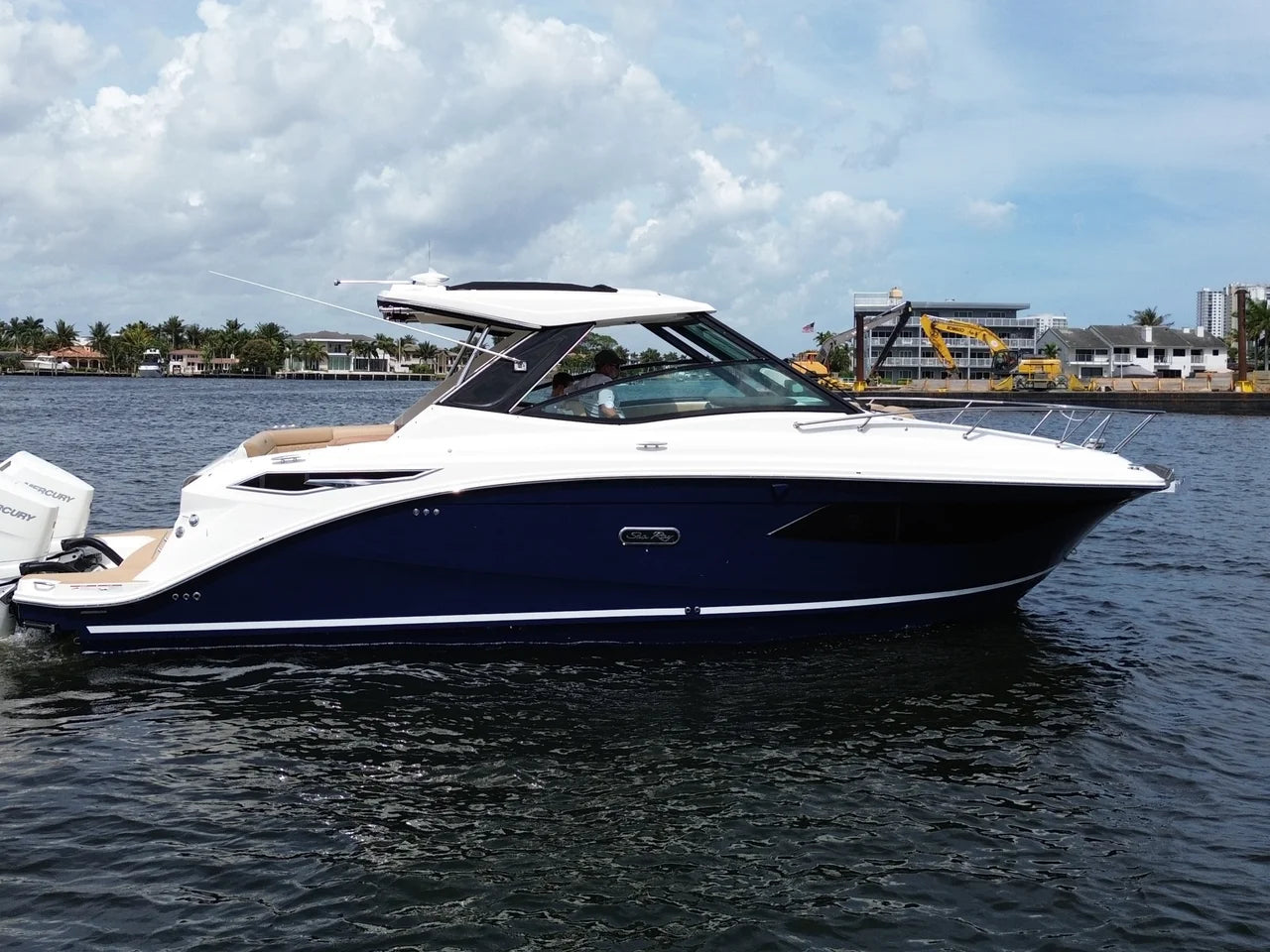 2026 Sea Ray Sundancer 320 Outboard 32.0 feet, Clearwater, Florida #10